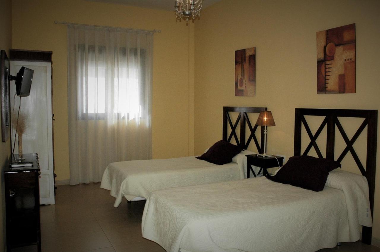 Apartamentos Sancho IV Cortegana Exteriör bild
